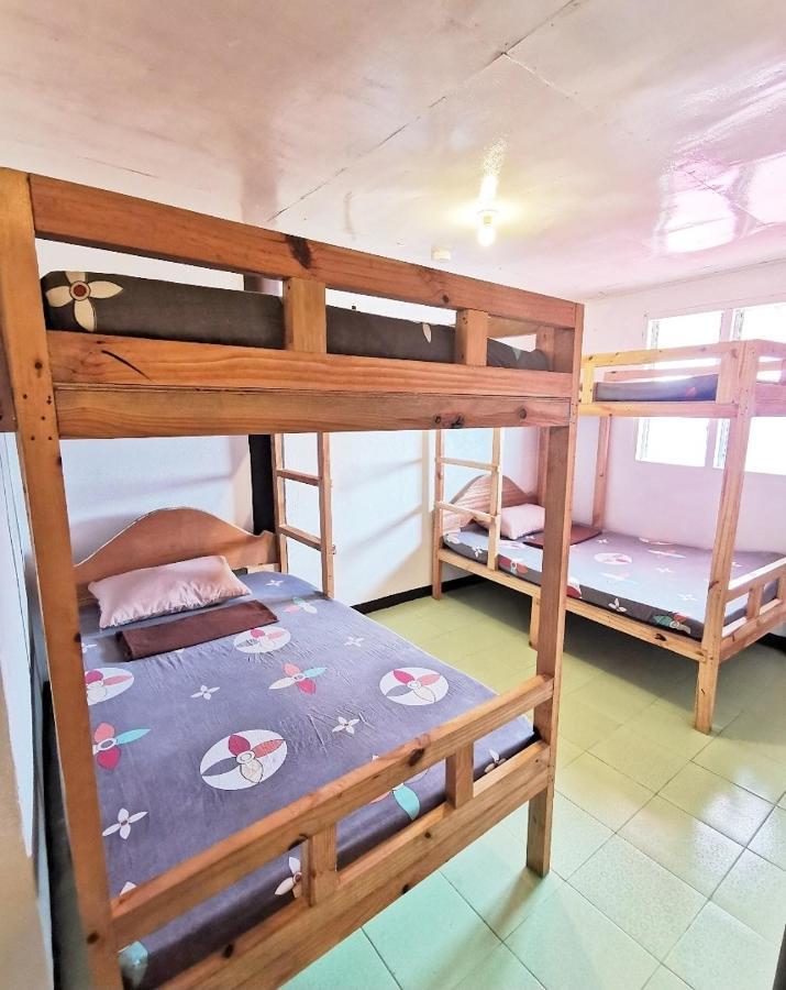 Seaside Hostel Malapascua 외부 사진