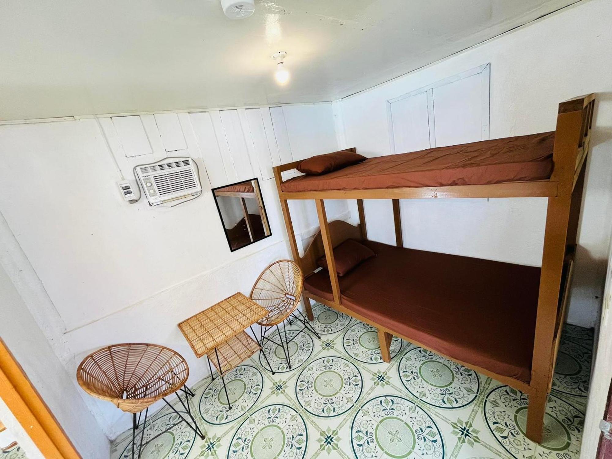 Seaside Hostel Malapascua 외부 사진